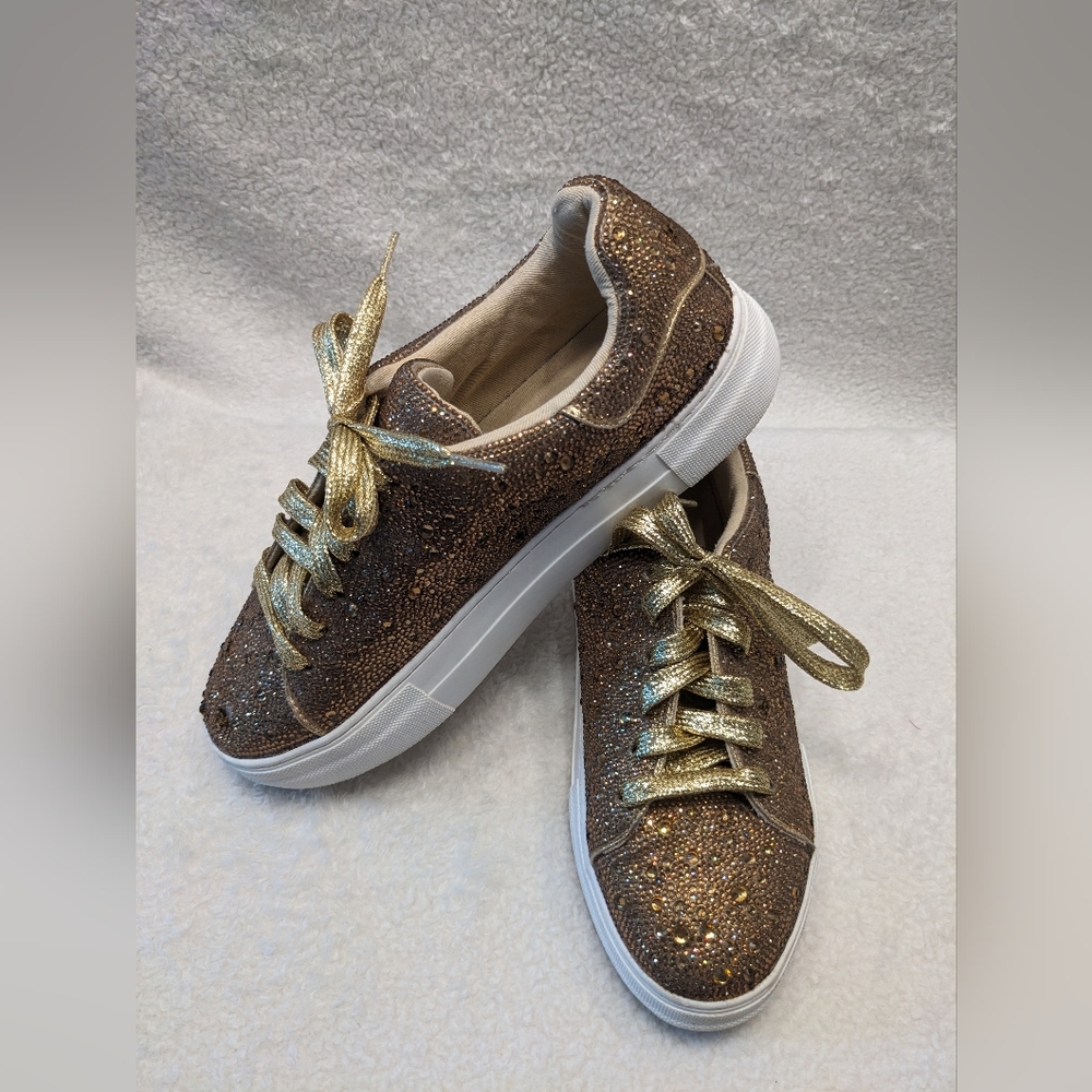 Betsey Johnson Sidny Women's Fashion Sneakers Gold Size 9M